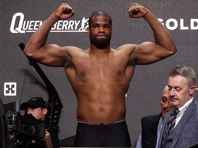 熊猫体育APP-坏消息！张志磊对决杜布瓦恐要泡汤，杜布瓦还想挑战世界拳王宝座|丹尼尔·杜布瓦|法比奥·沃德利|拳迷|弗兰克·沃伦|法比奥_新浪体育_新浪新闻