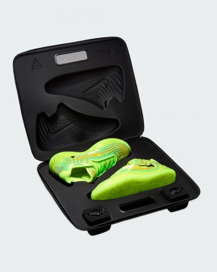 Nike全明星主题球鞋！包含字母哥&amp;KD&amp;布克&amp;约内斯库 无老詹签名鞋