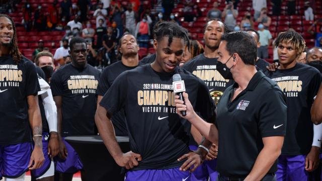 熊猫体育APP-小米球宛若翻版霍勒迪 沃顿人尽其才或助国王翻身