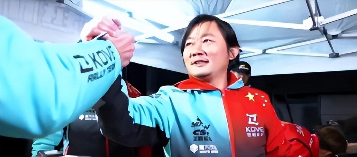 熊猫体育下载-夺冠才两天,人民日报接连点名张雪,释放三个强烈信号,字字珠玑